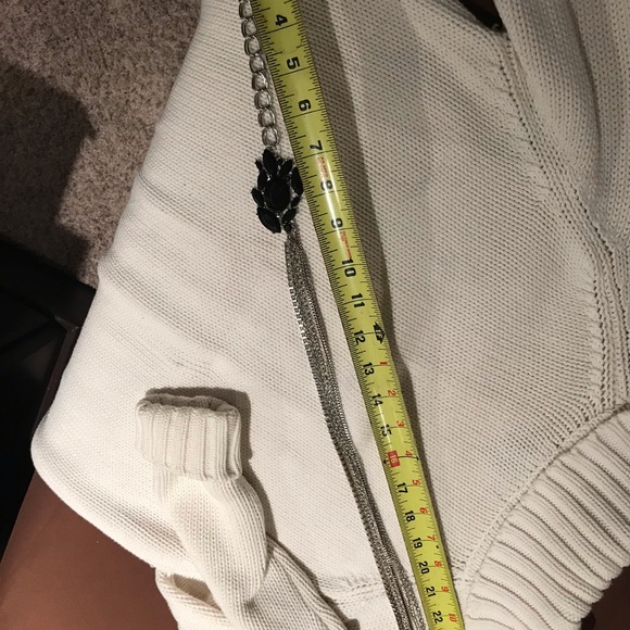 Necklace - Picture 5 of 5